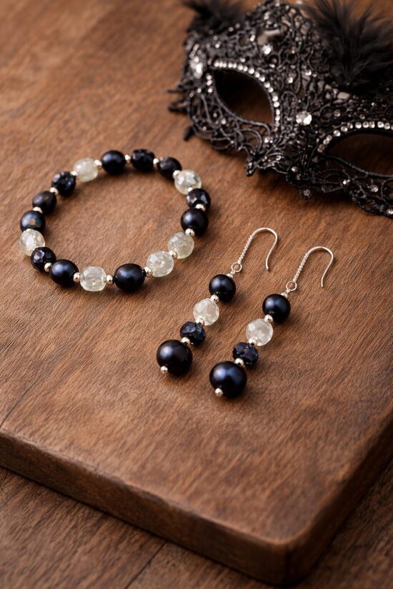 Dabīgo pērļu auskari + rokassprādze "Tumšā elegance"